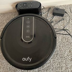 Robot vac with WiFi never used, threw away the box and instructions